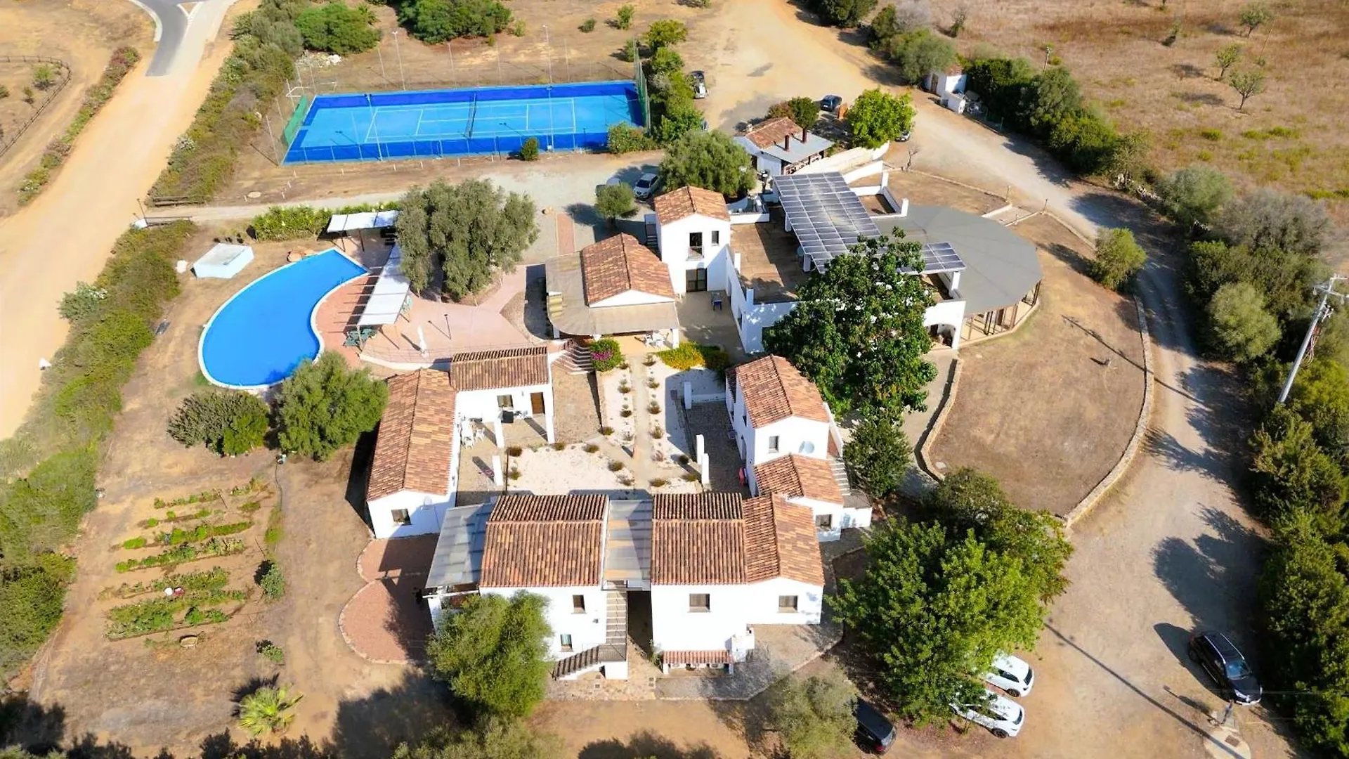 Cort'E Nastasj Hotel Tertenia