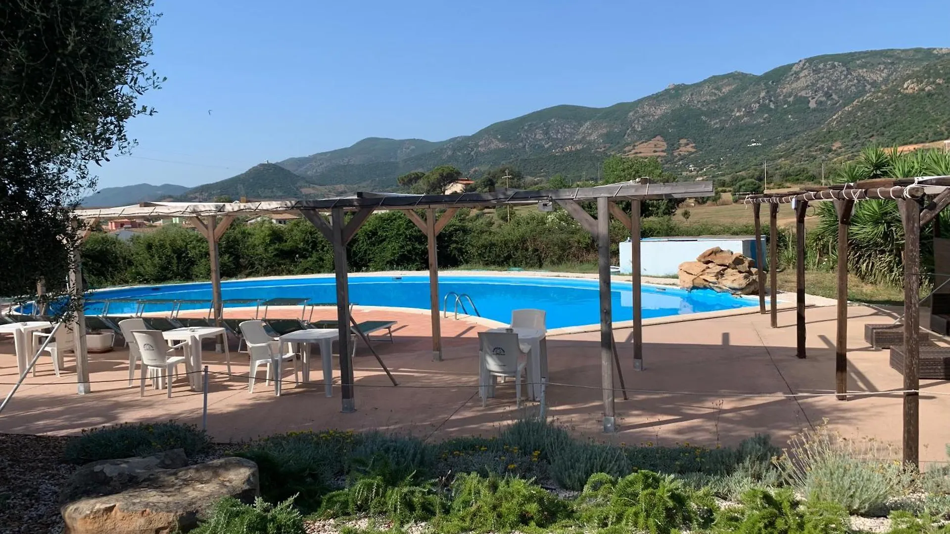 Cort'E Nastasj Hotel Tertenia