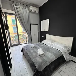 https://heaven-rooms.hotels-amalfi.com